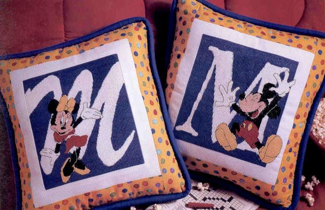 Схема вышивания крестом - Минни Маус и Микки Маус