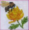 Схема вышивания бисером - Шмель на цветке
